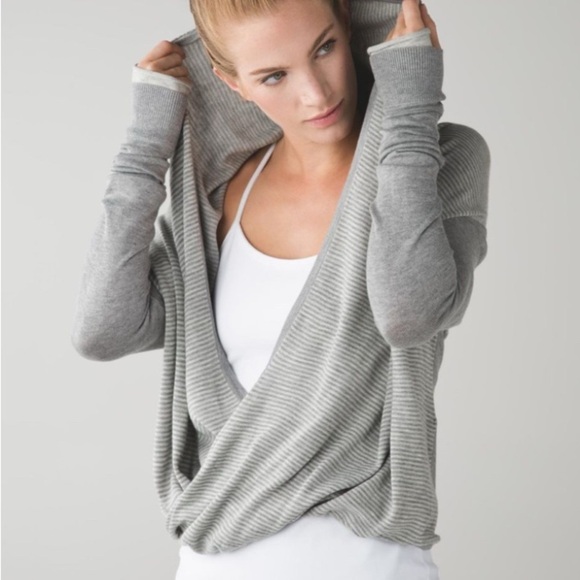 Lululemon Iconic Wrap Heathered Medium Grey Light Grey Mini Stripe Cardigan Top - Picture 3 of 10
